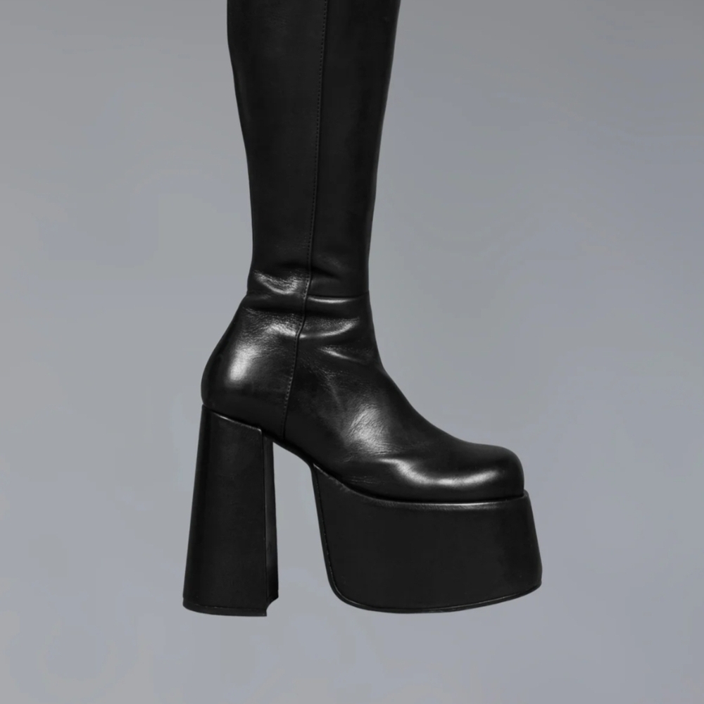 UNIF Crypto Boots